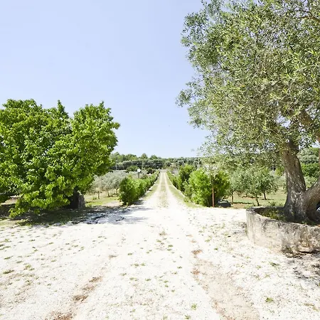 Villa Rina Con Giardino Ostuni