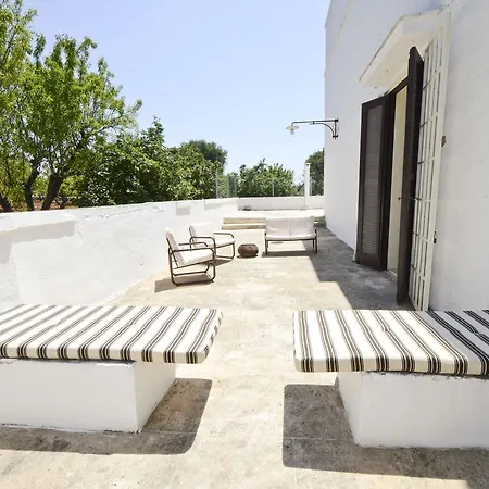 Rina Con Giardino Villa Ostuni